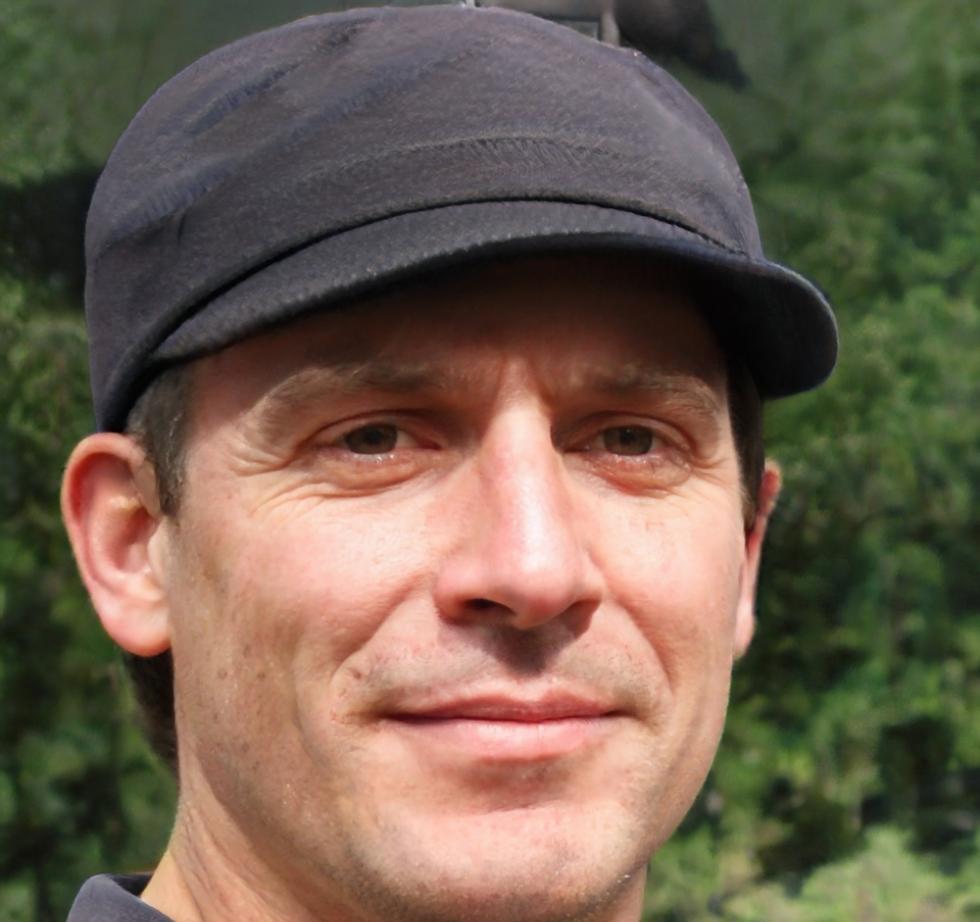 Portrait de Lazare Monfort, fondateur de solyphoravex